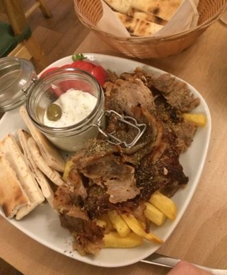 رستوران Jars Meze باث