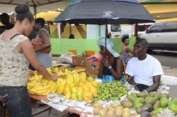 بازار خیابانی کورونیشن کینگستون Coronation Market Jamaica