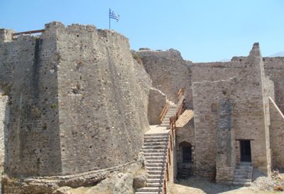 پاتراس-قلعه-پاتراس-Castle-of-Patras-318347