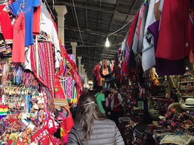 مرکز خرید Mercado Central de San Pedro کزکو