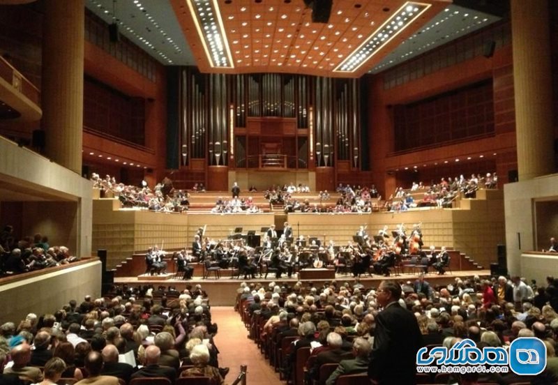 مرکز سمفونی مورتون هیمیرسون Morton H. Meyerson Symphony Center