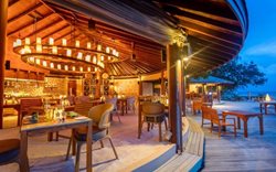 هتل سنتارا راس فوشی مالدیو Centara Ras Fushi Resort & Spa Maldives