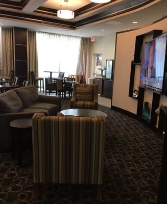 آستین-هتل-Holiday-Inn-Express-327151