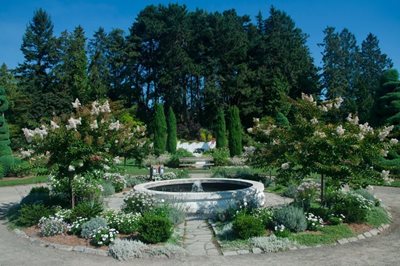 باغ وحش وودلند Woodland Park and Rose Garden