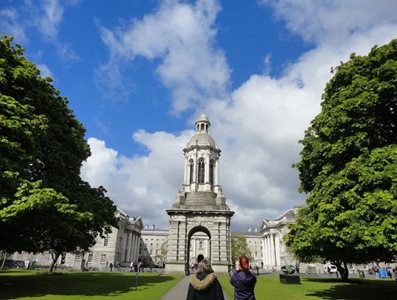 دوبلین-کتابخانه-کالج-ترینیتی-Trinity-College-Dublin-329243