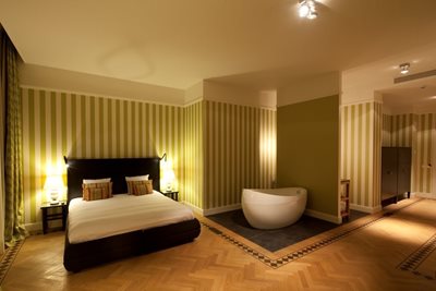 گنت-هتل-سندتن-گراند-Sandton-Grand-Hotel-Reylof-330428