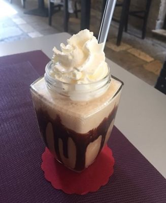 دوبرونیک-کافه-گلم-Glam-Cafe-331872