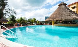 هتل کانکون کلیپر کلاب Cancun Clipper Club