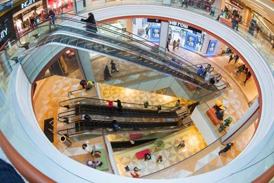 یاروسلاول-مرکز-خرید-آورا-Aura-Shopping-Mall-332128