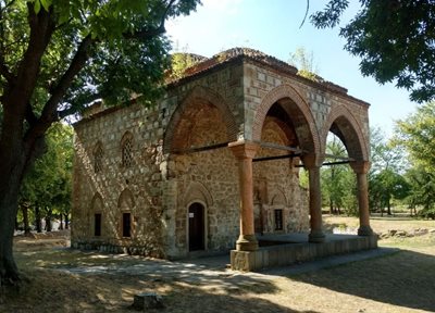 نیش-مسجد-بالی-بگوا-Bali-Begova-Mosque-332399