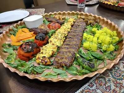 تهران-کافه-رستوران-بین-المللی-مشیر-332818