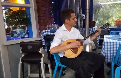 ویکتوریا-رستوران-یونانی-یتاکا-Ithaka-Greek-Restaurant-333472