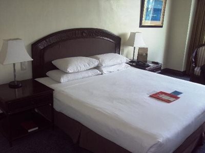 سبو-هتل-واترفرانت-Waterfront-Cebu-City-Hotel-Casino-334425