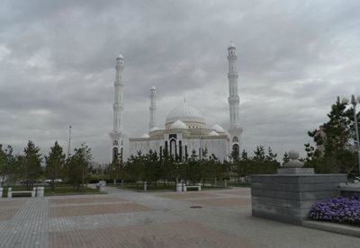 مسجد حضرت سلطان Hazret Sultan Mosque