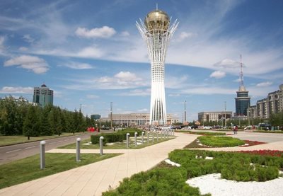 آستانه-برج-بایترک-The-Baiterek-Tower-334995
