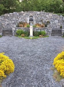 گالوی-معبد-و-باغ-دایره-زندگی-Circle-of-Life-Commemorative-Garden-Galway-334992