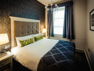 کرک-هتل-اسحاق-کرک-Hotel-Isaacs-Cork-335262