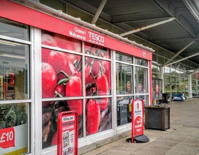 مرکز خرید تسکو Tesco Superstore