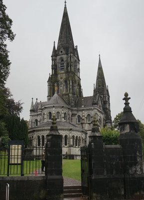 کلیسای جامع سنت فین بارور St Fin Barre's Cathedral