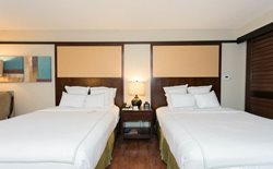 هتل دبل تری هیلتون اورلاندو Doubletree by Hilton Orlando at SeaWorld