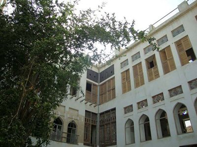 عمارت دهدشتی بوشهر