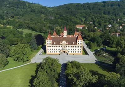 گراتس-قلعه-Schloss-Eggenberg-338552