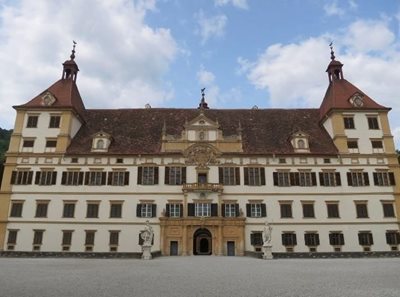 گراتس-قلعه-Schloss-Eggenberg-338555