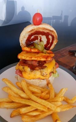 پرتوریا-رستوران-برگر-Burger-Bistro-338909