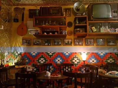تیرانا-کافه-کمیتتی-Komiteti-Kafe-Muzeum-339383
