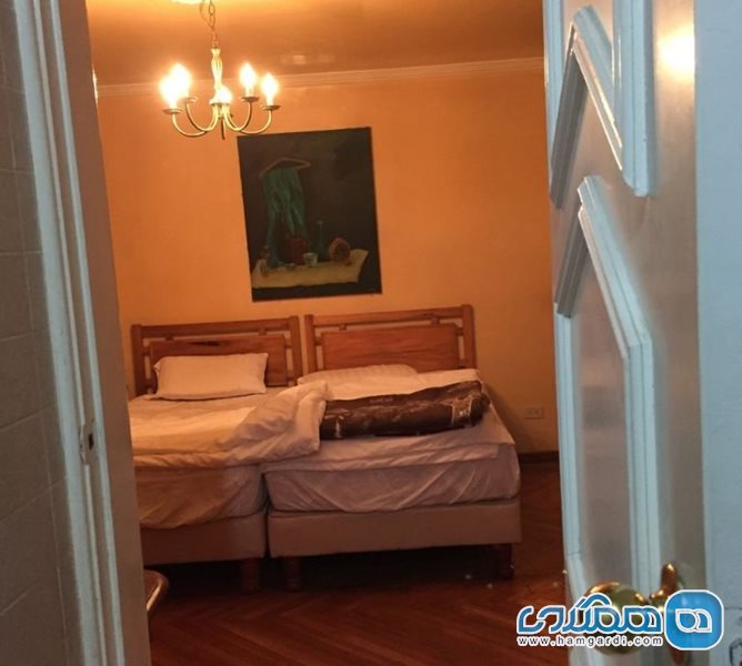 هتل زنتروم Hostal Zentrum