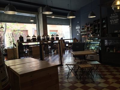 کیتو-کافه-گالتی-Cafe-Galletti-341296