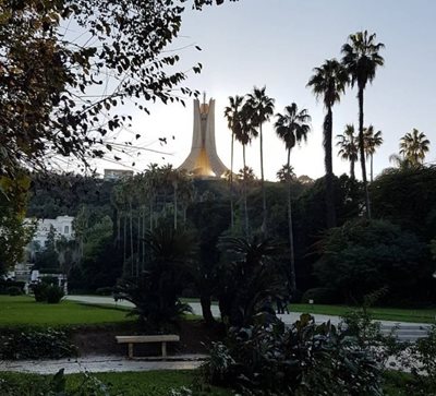 الجزیره-باغ-Le-Jardin-d-Essai-du-Hamma-341363