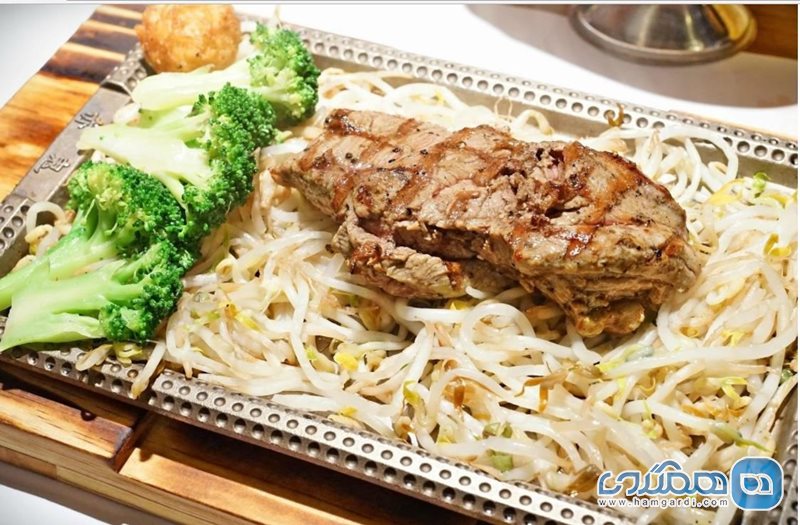 رستوران آکاونی استیک Steak Akaoni