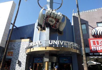 لس-آنجلس-بازار-یونیورسال-سیتی-واک-هالیوود-Universal-CityWalk-Hollywood-341865