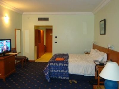 آکرا-هتل-فیستا-رویال-Fiesta-Royale-Hotel-342745