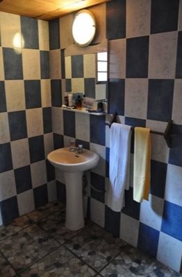 لومه-هتل-اکاتور-Hotel-Equateur-344141