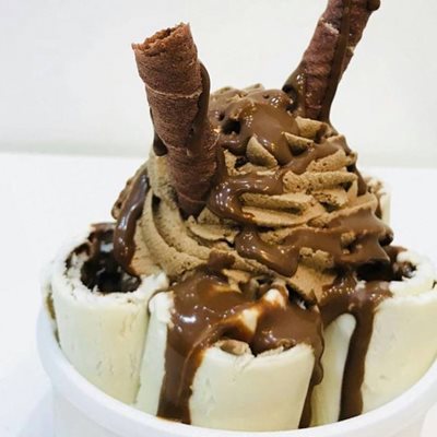 بستنی رولی بارل