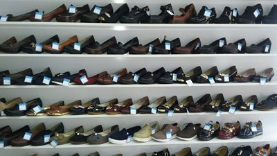 ضیا-آباد-فروشگاه-کیف-و-کفش-سهراب-349001