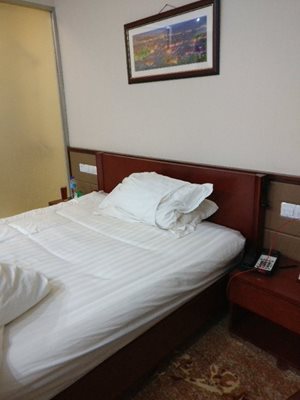 نیامی-هتل-سولوکس-نیامی-Niger-Soluxe-Hotel-351519