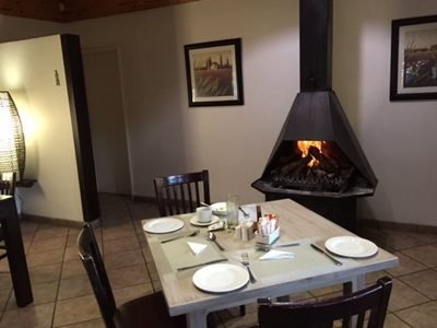 ویندهوک-هتل-Arebbusch-Travel-Lodge-351838