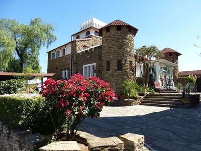 ویندهوک-رستوران-Heinitzburg-Castle-351925