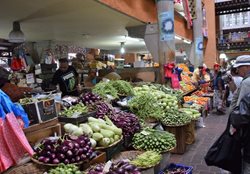 بازار محلی پورت لوئیس Central Market