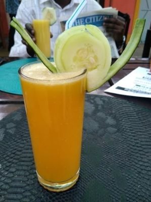 دودوما-کافه-رز-Rose-s-Cafe-354178