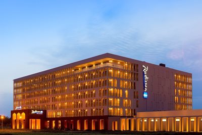انجامنا-هتل-Radisson-Blu-Hotel-N-Djamena-357101