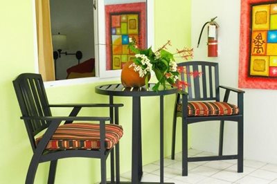 روسو-هتل-Castle-Comfort-Dive-Lodge-366210