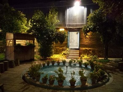 شیراز-هتل-و-رستوران-خانه-باغ-ایرانی-366593