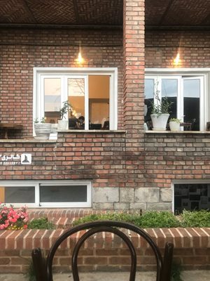 تهران-کافه-عمارت-روبرو-368907