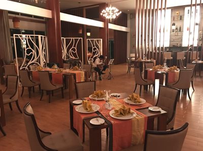 نایپیداو-رستوران-اپرا-369138