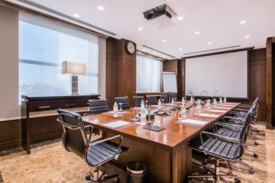 مدینه-هتل-کرون-پلازا-Crowne-Plaza-Madinah-370060