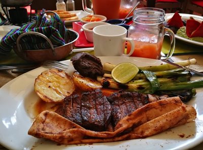 رستوران رینکون دل استیک | Rincon Del Steak